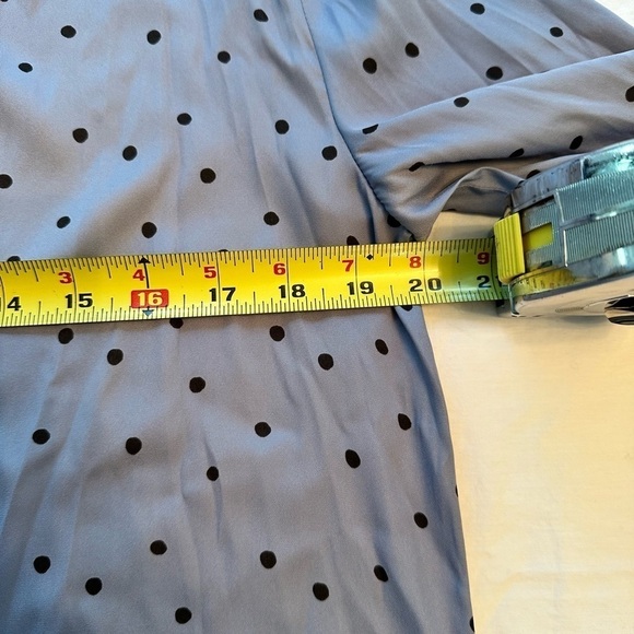 🎉LOFT violet blouse with black trim accent & polka dots. Size Medium - Picture 8 of 9